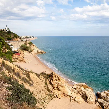 In De La Costa 3641 * Calella